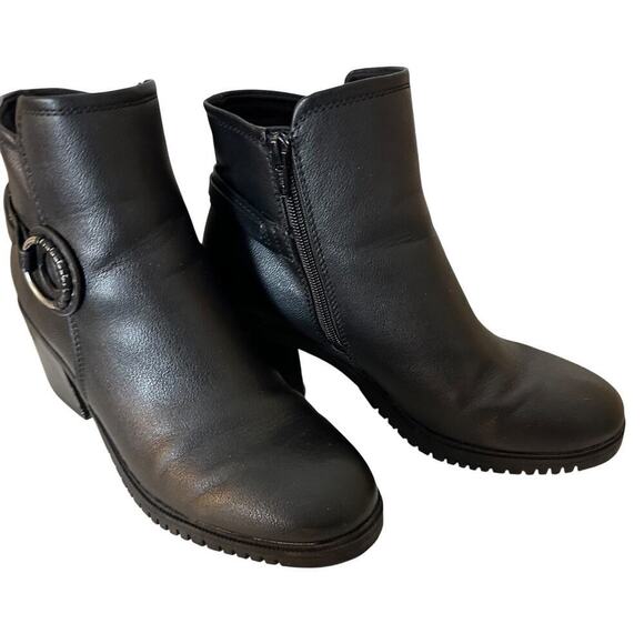 Baretraps Felicia Vegan Leather Chunky Heel Side Zip Black Ankle Boots Sz 8.5 M - Picture 5 of 16